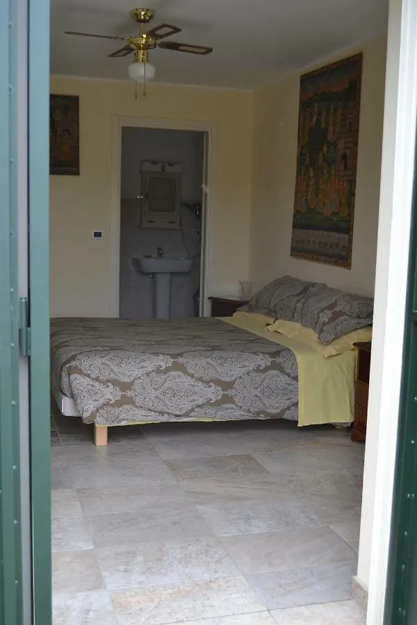 Bed and Breakfast Joie De Vivre Calice Ligure